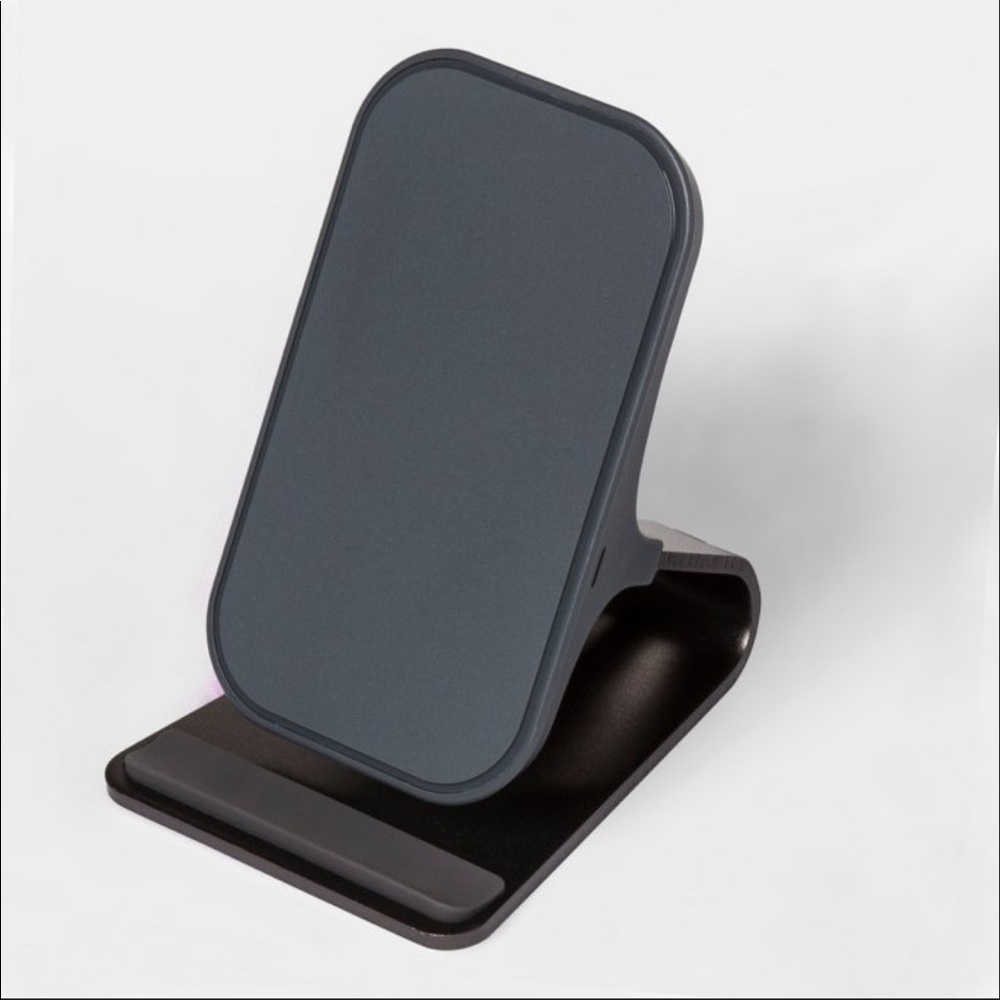 Heyday | Black Wireless charger | NWT